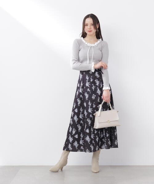 PROPORTION BODY DRESSING(プロポーションボディドレッシング)の「フラワープリントフレアスカート / 1216120303(スカート・レディース・ホワイト系その他/ブラック/ブルー・P/S/MEDIUM)」の10枚目の写真