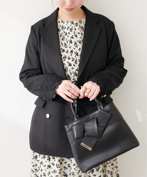 natural couture（ナチュラルクチュール）の「袖口レース付きジャケット（テーラードジャケット・レディース・ブラック/グレー/ネイビー/ベージュ・FREE）」の2枚目の写真