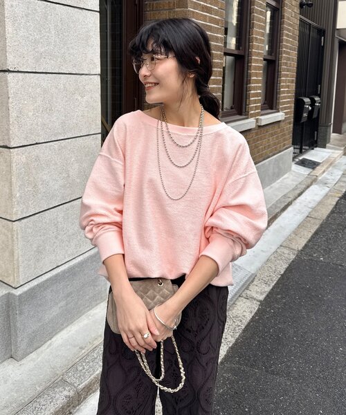 DouDou（ドゥドゥ）の「【インフルエンサーOKOCHI企画】リバーシブルロゴスウェット（Tシャツ/カットソー・レディース・ピンク/ネイビー/グレー/オフホワイト・FREE）」の4枚目の写真