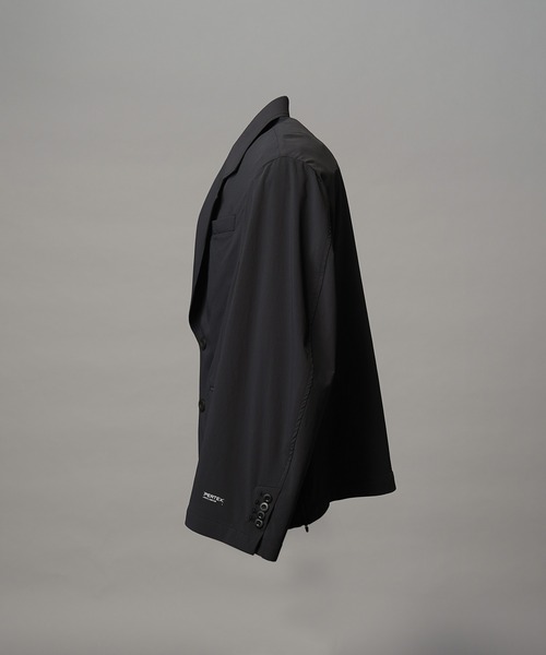 MAISON SPECIAL(メゾンスペシャル)の「《UNISEX》【PERTEX】Single 2B Prime-Over Tailored Jacket/【パーテックス】シングル2Bプライムオーバーテーラードジャケット【MAISON SPECIAL/メゾンスペシャル】■セットアップ対応■(テーラードジャケット・メンズ・ブラック/グレー/チャコールグレー・0/1/2)」の10枚目の写真