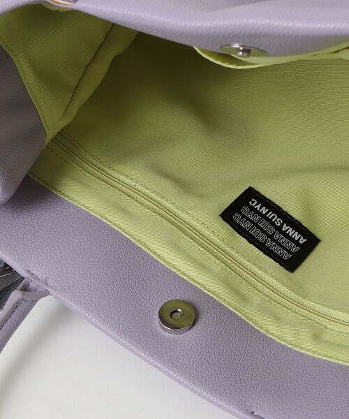 ANNA SUI NYC（アナ スイ エヌ ワイ シー）の「ANNA SUI NYC/アナ スイ エヌワイシー/レトロベルトバッグ（トートバッグ・レディース・ブラック/モスグリーン/ラベンダー・F）」の20枚目の写真