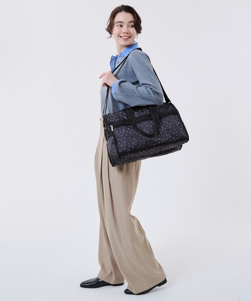 LeSportsac(レスポートサック)の「DELUXE MED WEEKENDER ブリスドッツ(ボストンバッグ・レディース・ブラック・FREE)」の3枚目の写真