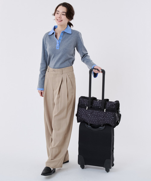 LeSportsac(レスポートサック)の「DELUXE MED WEEKENDER ブリスドッツ(ボストンバッグ・レディース・ブラック・FREE)」の4枚目の写真
