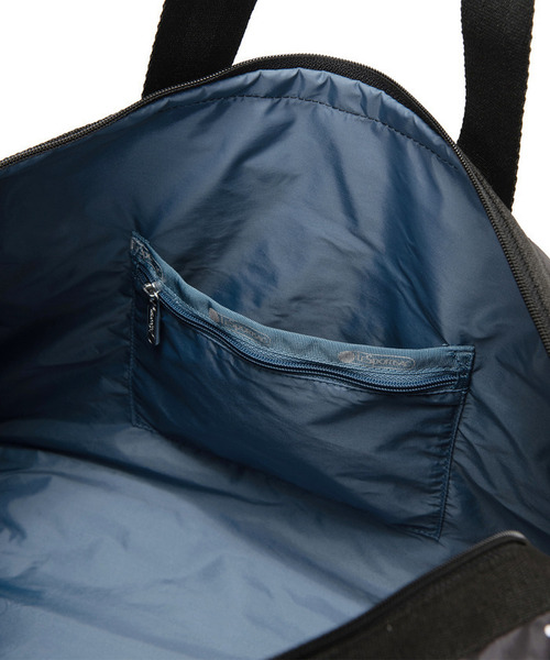 LeSportsac(レスポートサック)の「DELUXE MED WEEKENDER ブリスドッツ(ボストンバッグ・レディース・ブラック・FREE)」の11枚目の写真