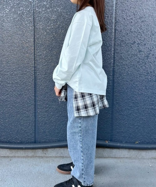 Right-on(ライトオン)の「VIVIAN BLUE(ヴィヴィアンブルー)【キッズ】モチーフロゴプリント長袖Tシャツ(Tシャツ/カットソー・キッズ・サックスブルー/ダークグレー・110/120/130/140/150/160)」の11枚目の写真