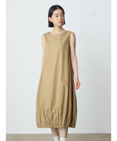 MidiUmi（ミディウミ）の「MidiUmi コクーンノースリーブワンピース（ワンピース・レディース・ブラック/ベージュ/チャコールグレー・FREE）」の11枚目の写真