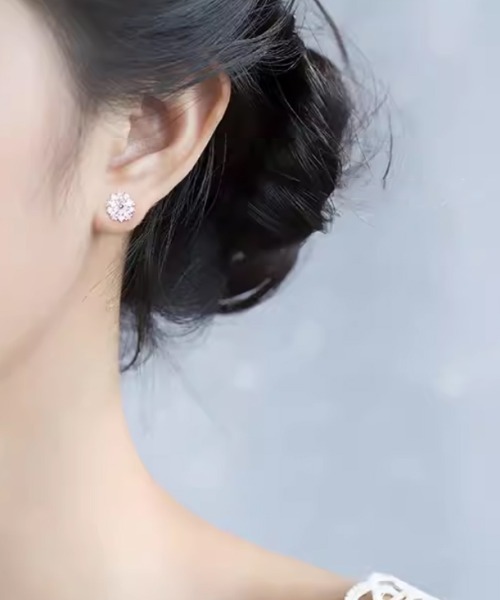 shoppinggo（ショッピングゴー）の「ピアス ピンクはな 可愛いピアス  キラキラ ビジューピアス（ピアス（両耳用）・レディース・ピンク・FREE）」の2枚目の写真