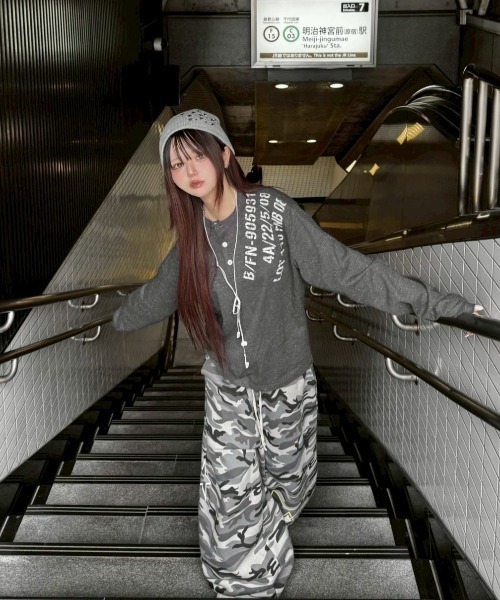 Never mind the XU（ネバーマインドザエックスユー）の「【Never mind the XU】star studs beanie / 【ネバーマインド ザ エックスユー】スタースタッズビーニー（ニットキャップ/ビーニー・メンズ・ブラック/グレー/ベージュ・ONE SIZE）」の9枚目の写真