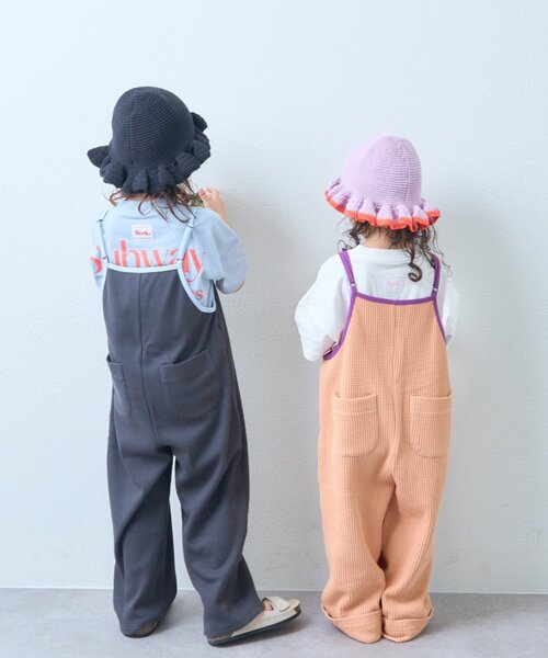 CIAOPANIC TYPY（チャオパニックティピー）の「【KIDS】ふんわり快適！《ジュニアサイズあり》配色ワッフルキャミサロペット（サロペット/オーバーオール・キッズ・オレンジ/チャコールグレー/カーキ・XX-LARGE/X-LARGE/SMALL/MEDIUM/LARGE）」の7枚目の写真