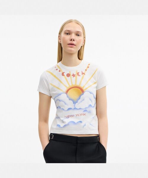 COACH(コーチ)の「エアブラシ 90'S フィット Tシャツ・オーガニック コットン(Tシャツ/カットソー・レディース・イエロー系その他・MEDIUM)」の4枚目の写真