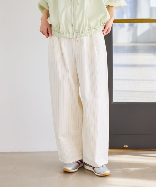 studio CLIP（スタディオクリップ）の「コットンサテンタックワイドパンツ[プチ・プラスサイズあり]（その他パンツ・レディース・グレー/カーキ/その他1・ﾌﾘｰ(L)/PF/LARGE/MEDIUM）」の9枚目の写真