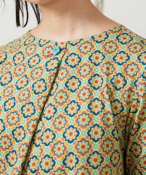 Jocomomola(ホコモモラ)の「En un sueno 幾何学プリントカットソー(Tシャツ/カットソー・レディース・ミント/ライトグレー・40)」の7枚目の写真