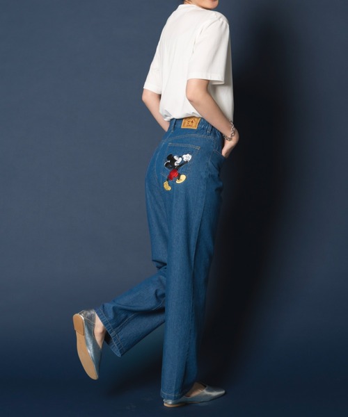 Disney(ディズニー)の「<Disney>【ミッキー】刺しゅうデニムパンツ68(デニムパンツ・レディース・ブルー/インディゴブルー・XX-LARGE/X-LARGE/LARGE/MEDIUM)」の5枚目の写真