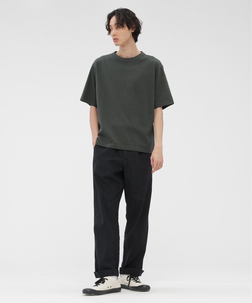 MHL.（エムエイチエル）の「RAW SLUB COTTON JERSEY（Tシャツ/カットソー・メンズ・ダークグリーン/ホワイト・MEDIUM/LARGE）」の4枚目の写真
