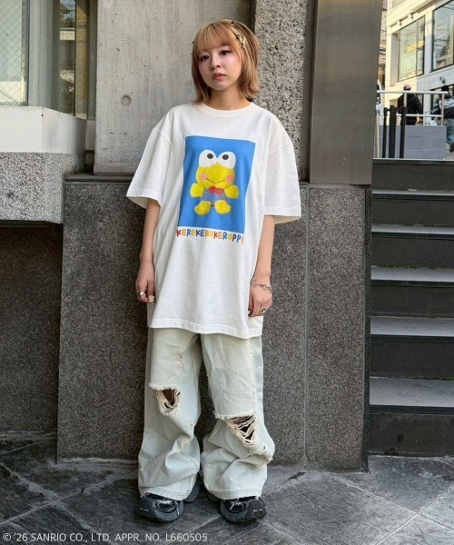 Candy Stripper(キャンディストリッパー)の「【KEROKEROKEROPPI】PHOTO Tシャツ(Tシャツ/カットソー・レディース・ブラック/オフホワイト・FREE)」の3枚目の写真