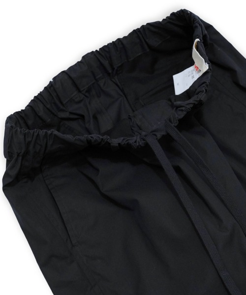 yoko sakamoto(ヨーコサカモト)の「【YOKO SAKAMOTO】 DOUBLE PLEATED WIDE EASY PANTS(その他パンツ・メンズ・ブラック・MEDIUM)」の4枚目の写真
