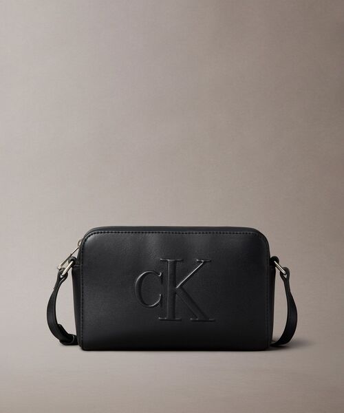 カメラバッグ（ボディバッグ/ウエストポーチ）｜Calvin Klein