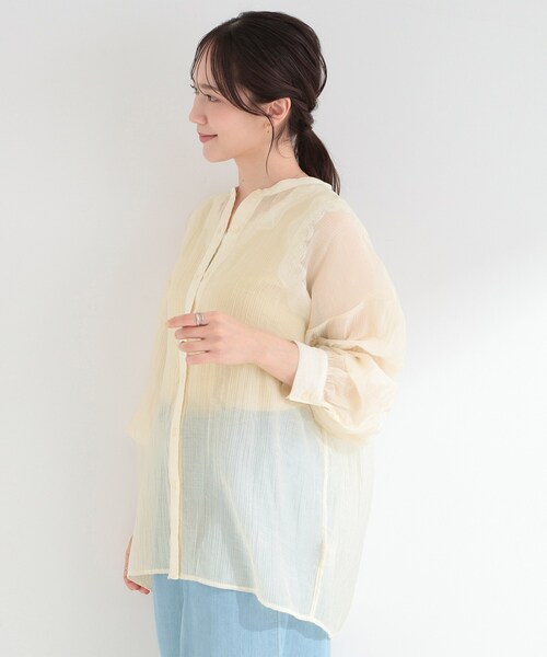 SHOO・LA・RUE(シューラルー)の「【S-LL】大人のシアー感 風合い楽しむバンドカラーシャツ(シャツ/ブラウス・レディース・ピンク/ダークブラウン/ライトイエロー系・04/03/02/01)」の6枚目の写真