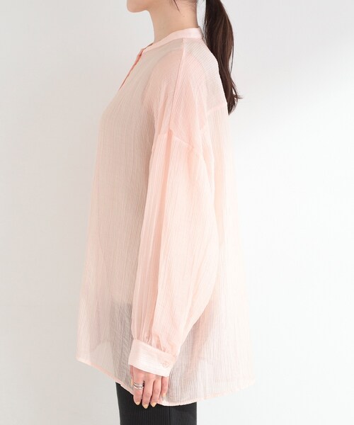 SHOO・LA・RUE(シューラルー)の「【S-LL】大人のシアー感 風合い楽しむバンドカラーシャツ(シャツ/ブラウス・レディース・ピンク/ダークブラウン/ライトイエロー系・04/03/02/01)」の16枚目の写真
