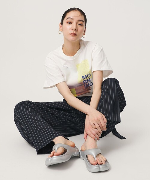 PAES(ペイズ)の「<PAES>NEW FLIP FLOP サンダル/シルバーカラー(サンダル・レディース・シルバー・23cm/24cm)」の13枚目の写真