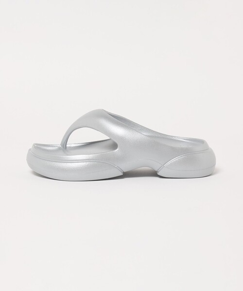 PAES(ペイズ)の「<PAES>NEW FLIP FLOP サンダル/シルバーカラー(サンダル・レディース・シルバー・23cm/24cm)」の14枚目の写真