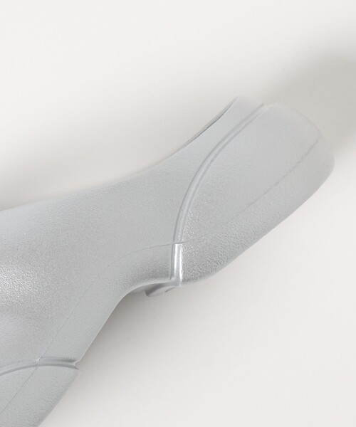 PAES(ペイズ)の「<PAES>NEW FLIP FLOP サンダル/シルバーカラー(サンダル・レディース・シルバー・23cm/24cm)」の8枚目の写真