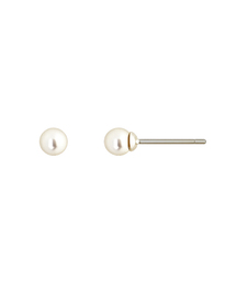 クラシックホワイトパールチタニウムイヤリング(4mm)