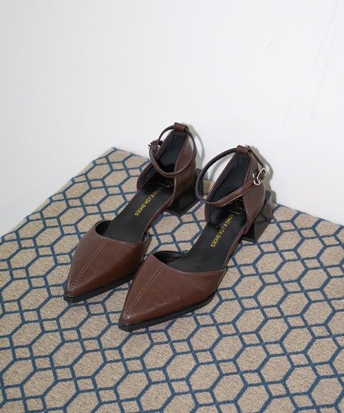 Brentella パンプス ブラウン ストラップ ポインテッドトゥ 羊革 ポインテッドトゥ アンクルストラップパンプス chs26s030-ファッション