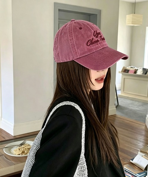 LA VORAGINE(ラ ヴォラジネ)の「ロゴ刺繍ベースボールキャップ 帽子(キャップ・レディース・GRAY/Navy/PINK/モカ・FREE)」の4枚目の写真