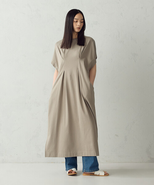 COMME CA ISM(コムサイズム)の「タックワンピース(ワンピース・レディース・グレイッシュベージュ/ブラック/ブルー/グリーン・FREE)」の19枚目の写真