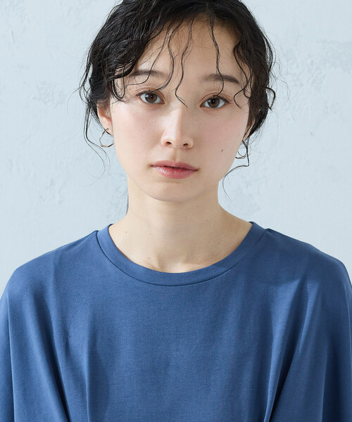 COMME CA ISM(コムサイズム)の「タックワンピース(ワンピース・レディース・グレイッシュベージュ/ブラック/ブルー/グリーン・FREE)」の12枚目の写真