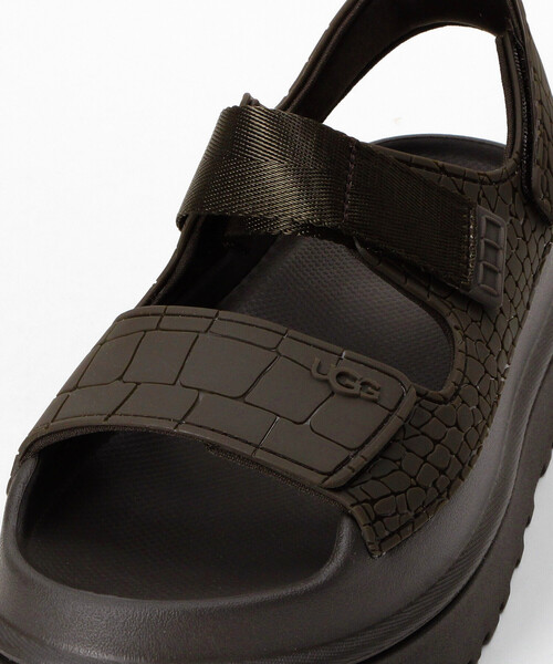 UGG（アグ）の「UGG/アグ W GOLDENGLOW EMBOSSED[23.0cm～24.0cm展開]/ゴールデングロウエンボスト（サンダル）（サンダル・レディース・オリーブ/ダークブラウン・6/7）」の8枚目の写真