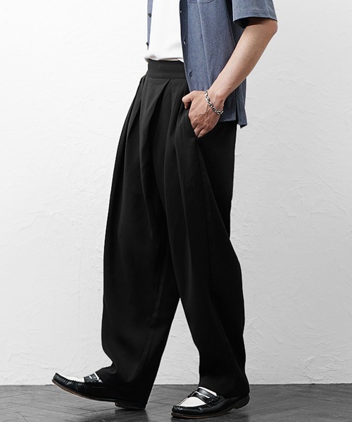 MinoriTY(マイノリティ)の「【MinoriTY】アシメデザインスラックスメンズ 春服 夏服 家庭洗濯可能 ユニセックス(その他パンツ・メンズ・ブラック/アイボリー・S/M/L)」の3枚目の写真