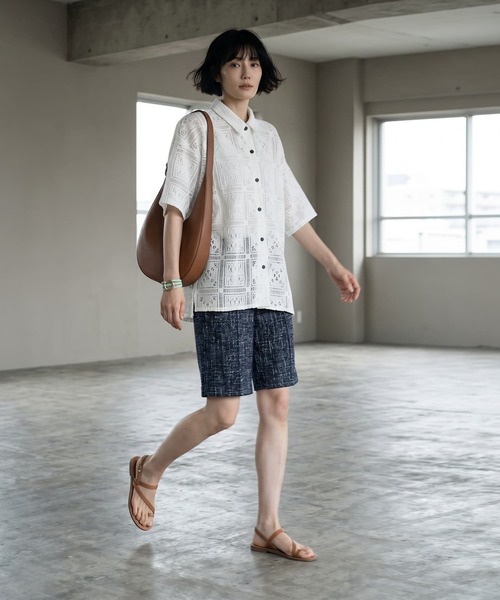 STYLE DELI(スタイルデリ)の「【BLK001】クロシェレースハーフスリーブシャツ(シャツ/ブラウス・レディース・オフホワイト/ブラック・FREE)」の11枚目の写真