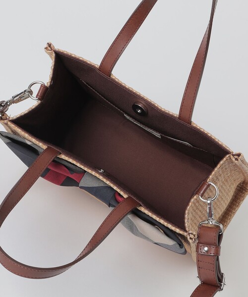 BLUE LABEL CRESTBRIDGE(ブルーレーベルクレストブリッジ)の「リボンかごバッグ(ショルダーバッグ・レディース・ブラウン/ライトベージュ/ベージュ系その他4・FREE)」の12枚目の写真