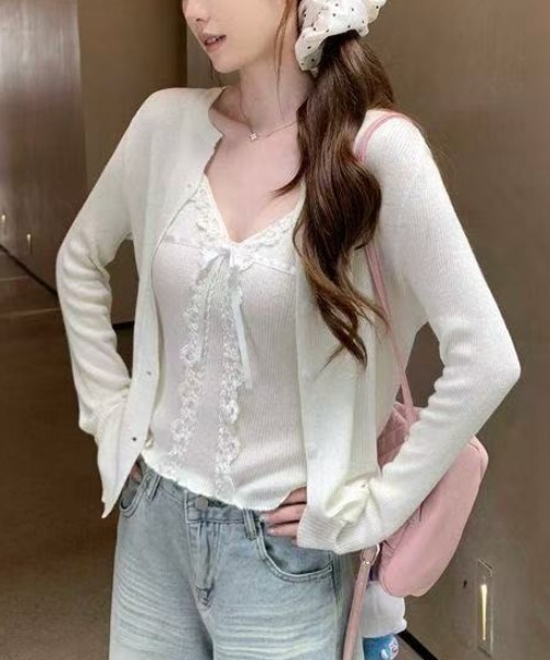 Lis ardent(リスアルダン)の「2点セット/3色展開 レースキャミソール×薄手カーディガン(セットアップ・レディース・ホワイト/ブルー/ピンク・M)」の1枚目の写真