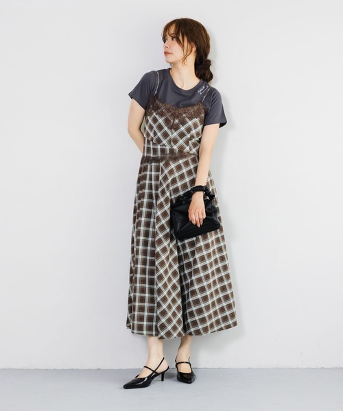 mysty woman（ミスティウーマン）の「【接触冷感】アソートミニロゴT半袖　1046997（Tシャツ/カットソー・レディース・ブラック/チャコールグレー/オフホワイト・FREE）」の7枚目の写真