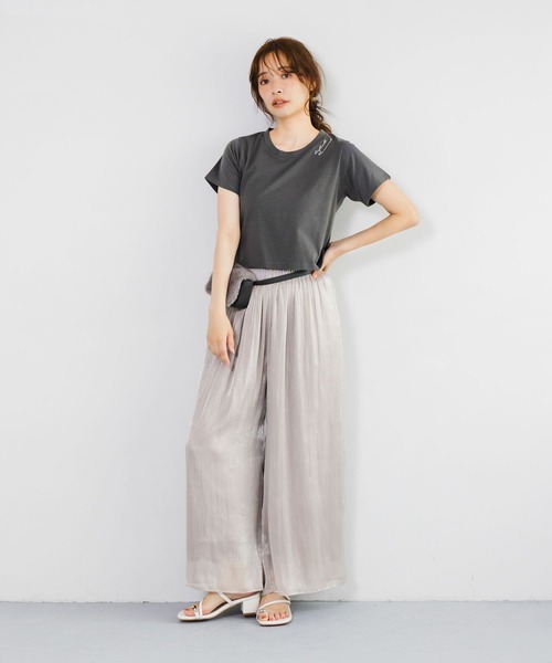 mysty woman（ミスティウーマン）の「【接触冷感】アソートミニロゴT半袖　1046997（Tシャツ/カットソー・レディース・ブラック/チャコールグレー/オフホワイト・FREE）」の10枚目の写真