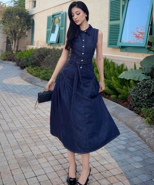 semplice(センプリチェ)の「ノースリーブデニムワンピース(ワンピース・レディース・ブルー・S/M/L)」の7枚目の写真