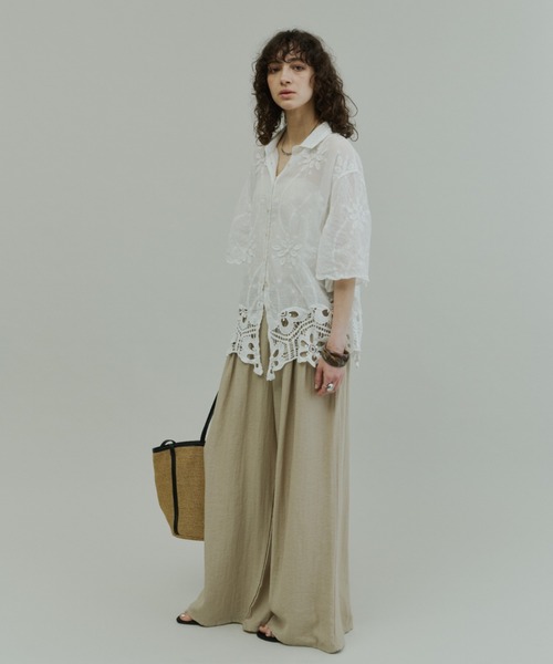 Plumel(プルメル)の「Half Sleeve Scallop Lace Shirt / ハーフスリーブスカラップレースシャツ(シャツ/ブラウス・レディース・オフホワイト/ベージュ・MEDIUM)」の5枚目の写真