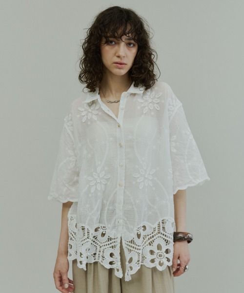 Plumel(プルメル)の「Half Sleeve Scallop Lace Shirt / ハーフスリーブスカラップレースシャツ(シャツ/ブラウス・レディース・オフホワイト/ベージュ・MEDIUM)」の21枚目の写真