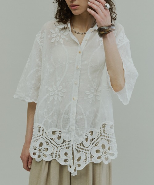 Plumel(プルメル)の「Half Sleeve Scallop Lace Shirt / ハーフスリーブスカラップレースシャツ(シャツ/ブラウス・レディース・オフホワイト/ベージュ・MEDIUM)」の18枚目の写真