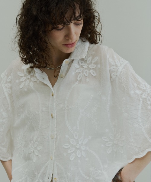 Plumel(プルメル)の「Half Sleeve Scallop Lace Shirt / ハーフスリーブスカラップレースシャツ(シャツ/ブラウス・レディース・オフホワイト/ベージュ・MEDIUM)」の9枚目の写真