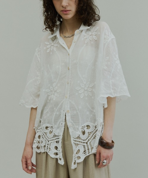 Plumel(プルメル)の「Half Sleeve Scallop Lace Shirt / ハーフスリーブスカラップレースシャツ(シャツ/ブラウス・レディース・オフホワイト/ベージュ・MEDIUM)」の17枚目の写真