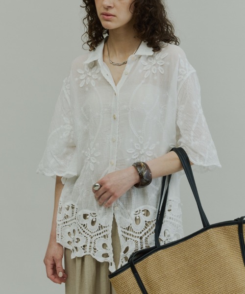 Plumel(プルメル)の「Half Sleeve Scallop Lace Shirt / ハーフスリーブスカラップレースシャツ(シャツ/ブラウス・レディース・オフホワイト/ベージュ・MEDIUM)」の8枚目の写真