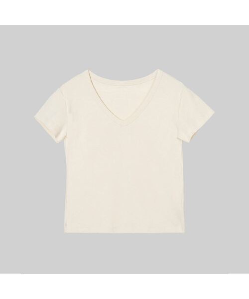 AENE(エイネ)の「VネックTシャツ(ピンク)(Tシャツ/カットソー・レディース・ピンク/オリーブ/ブラック/ホワイト/クリーム・FREE)」の4枚目の写真