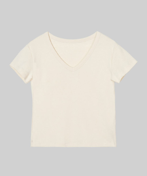 AENE(エイネ)の「VネックTシャツ(ピンク)(Tシャツ/カットソー・レディース・ピンク/オリーブ/ブラック/ホワイト/クリーム・FREE)」の6枚目の写真