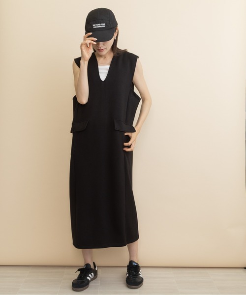 lodie(ロディ)の「カットジャージ・セミタイトワンピース(ワンピース・レディース・チャコールグレー/ブラック/モカ・FREE)」の6枚目の写真