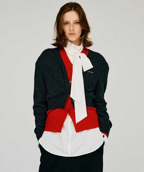 PRANK PROJECT(プランクプロジェクト)の「【2026Autumn Pre-Order】ヤクブレンドVネックレイヤードニットカーデ / Yak Blend V-Neck Layered Knit Cardigan(カーディガン/ボレロ・レディース・ブラウン/ブラック/チャコールグレー・FREE)」の2枚目の写真