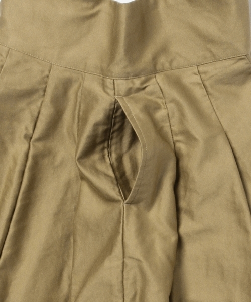 BEAMS BOY（ビームスボーイ）の「BEAMS BOY / モールスキン サスペンダー プリーツ（スカート・レディース・ブラック/ベージュ・ONE SIZE）」の21枚目の写真